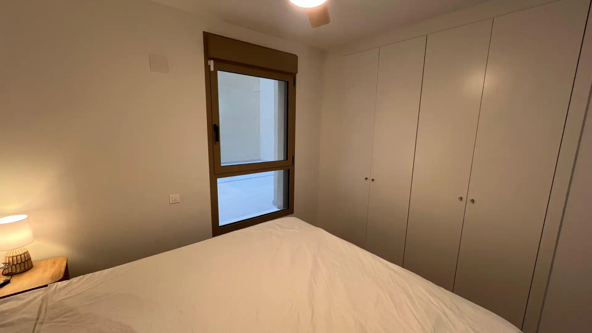 Habitación de Piso de alquiler en El Puig de Santa Maria con Aire acondicionado, Amueblado y TV