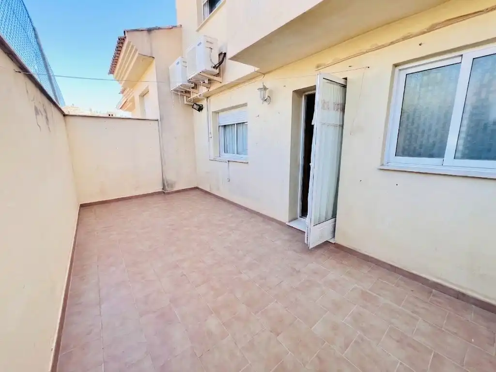 Casa adosada en venta en Petrer