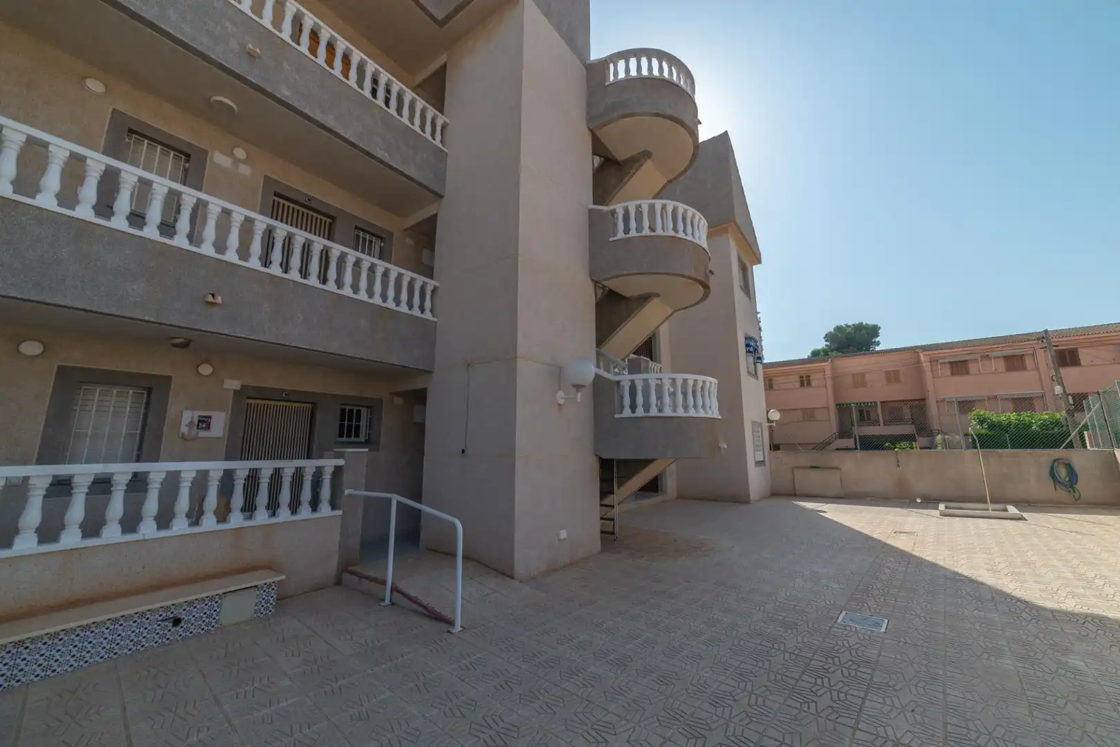 Vista exterior de Apartament en venda en San Javier amb Aire condicionat, Jardí privat i Terrassa