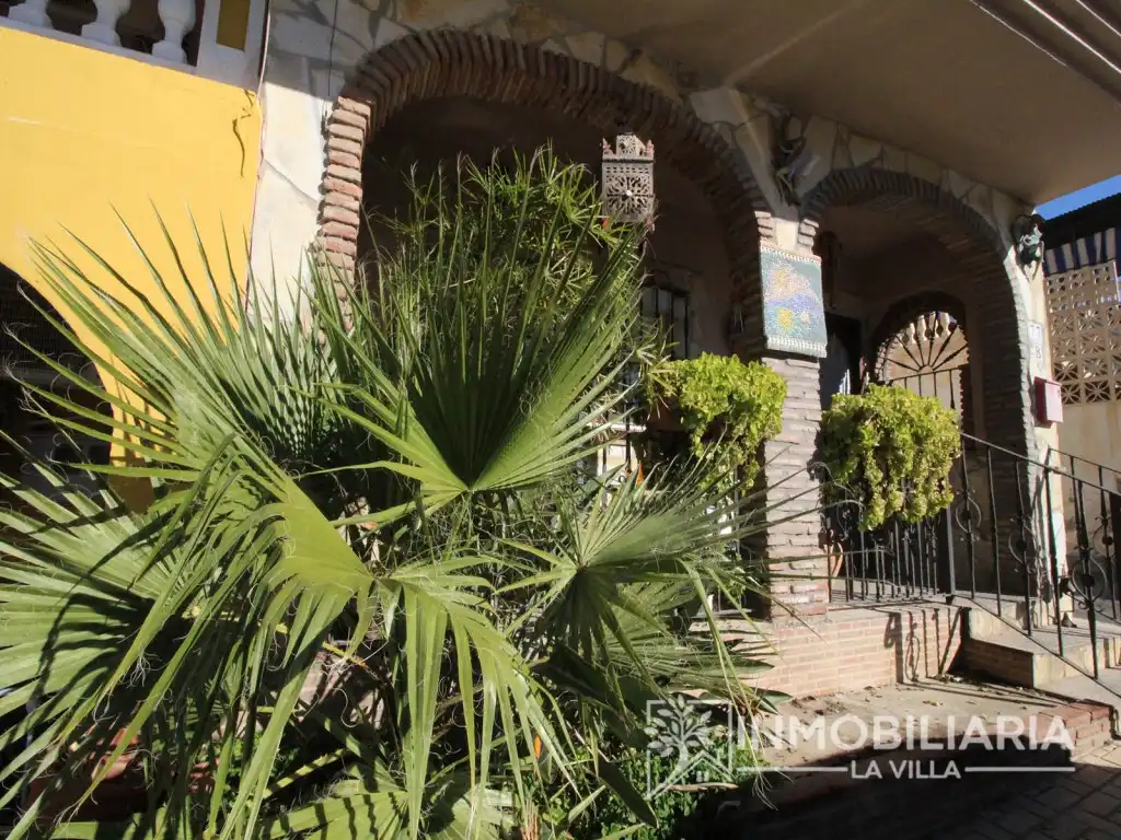 Casa o xalet en venda en Alhaurín de la Torre amb Aire condicionat, Moblat i Rentadora