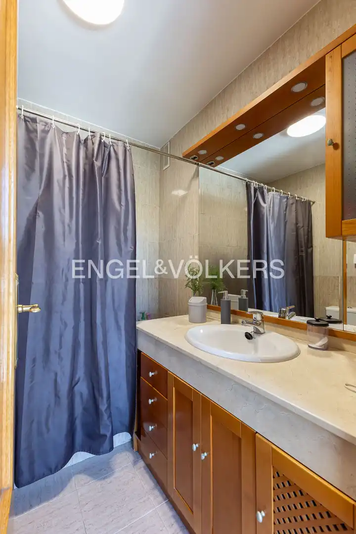 Baño de Casa o chalet en venta en Pozuelo de Alarcón con Calefacción, Terraza y Trastero