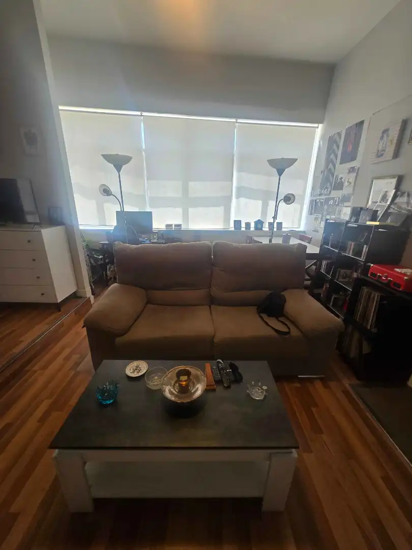 Sala de estar de Estudio en venta en Guadalajara con Calefacción, Parquet y Amueblado