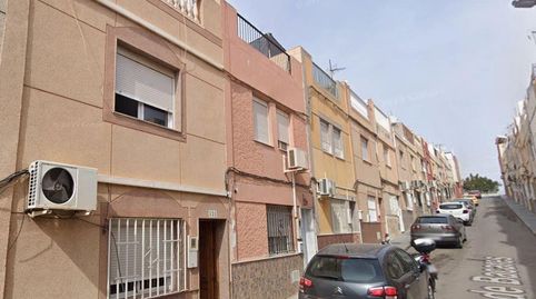 Foto 3 de Piso en venta en Calle Sierra Bacares, 93, Piedras Redondas - Torrecárdenas, Almería Capital