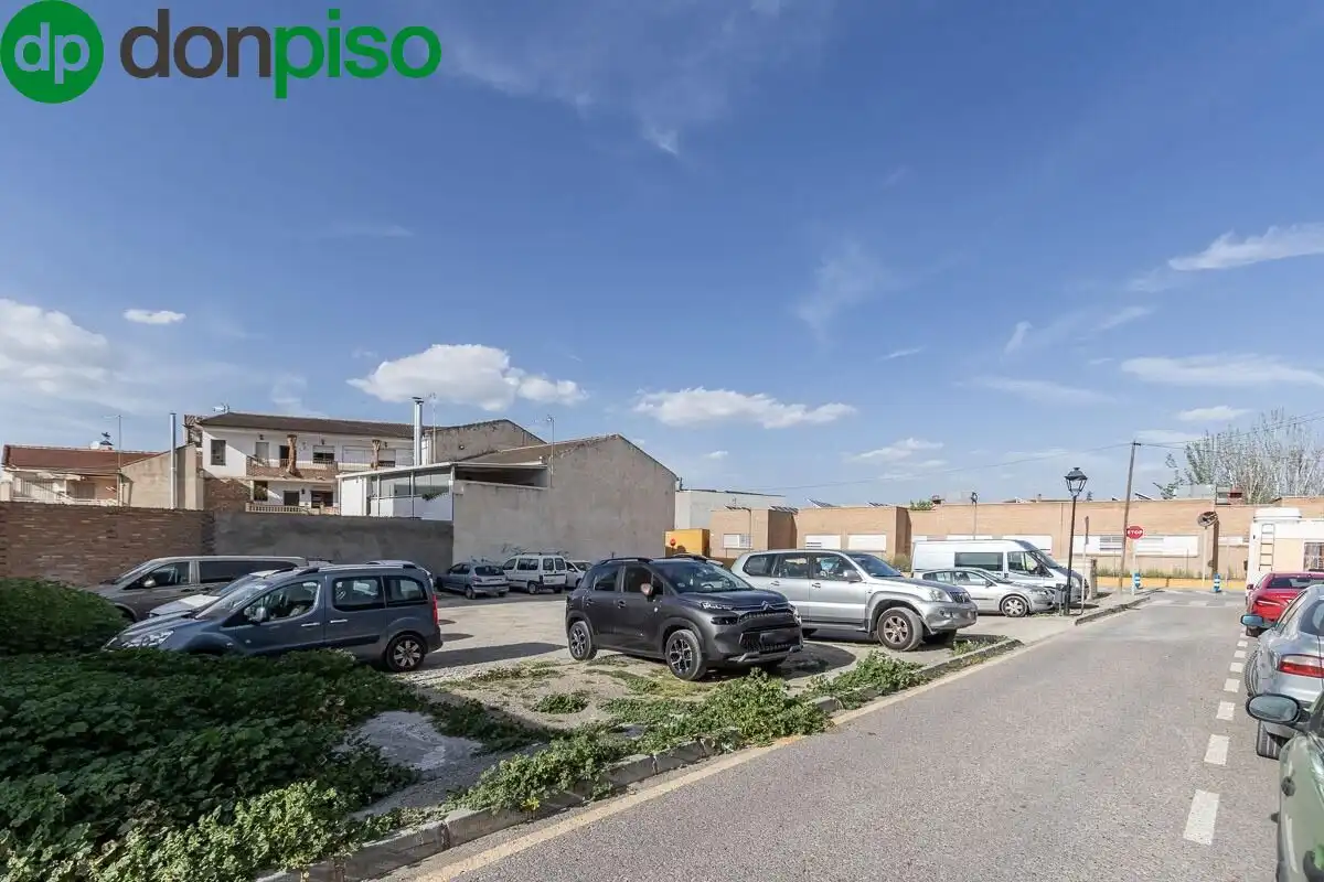 Parkplatz von Residential zum Verkauf in Churriana de la Vega