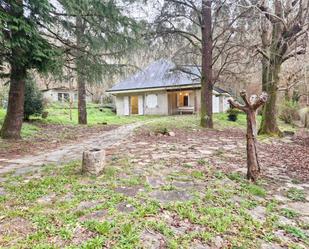 Vista exterior de Casa o xalet en venda en Santiago de Compostela  amb Calefacció, Terrassa i Traster