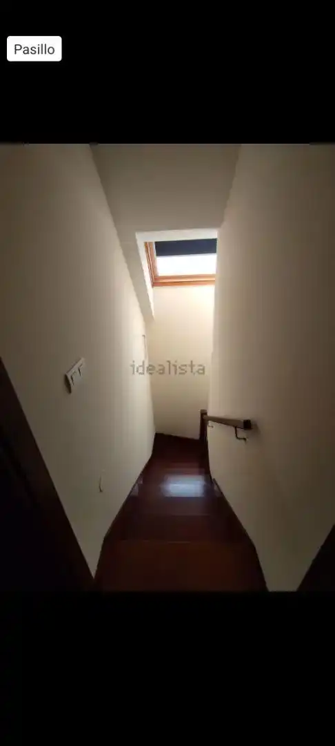 Maisonette zum Verkauf in Gijón  mit Parkett, Abstellraum und Ofen