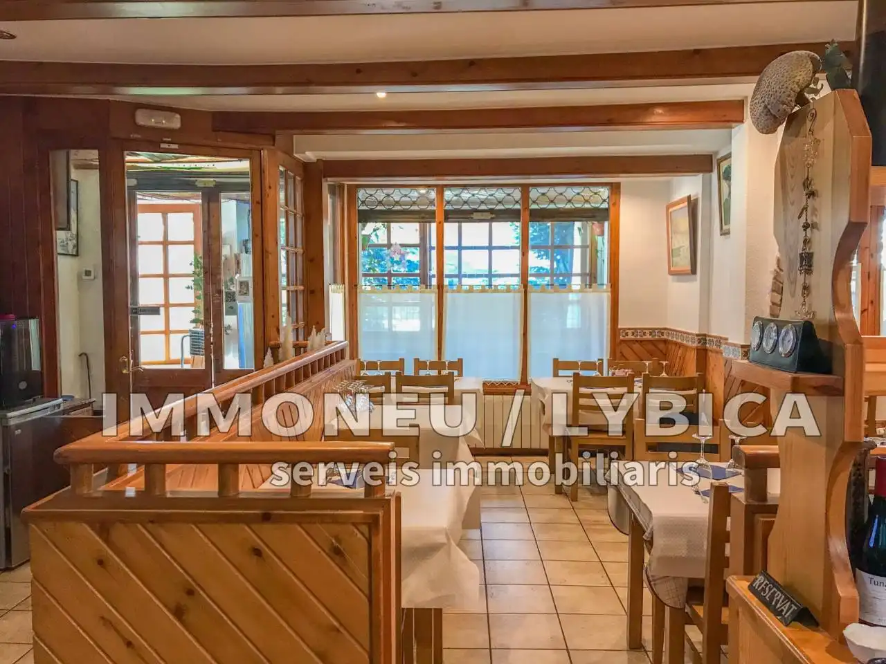 Local en venta en Alp