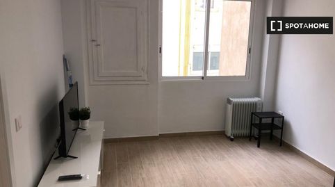 Foto 4 de Piso de alquiler en Mont-Olivet, Valencia Capital