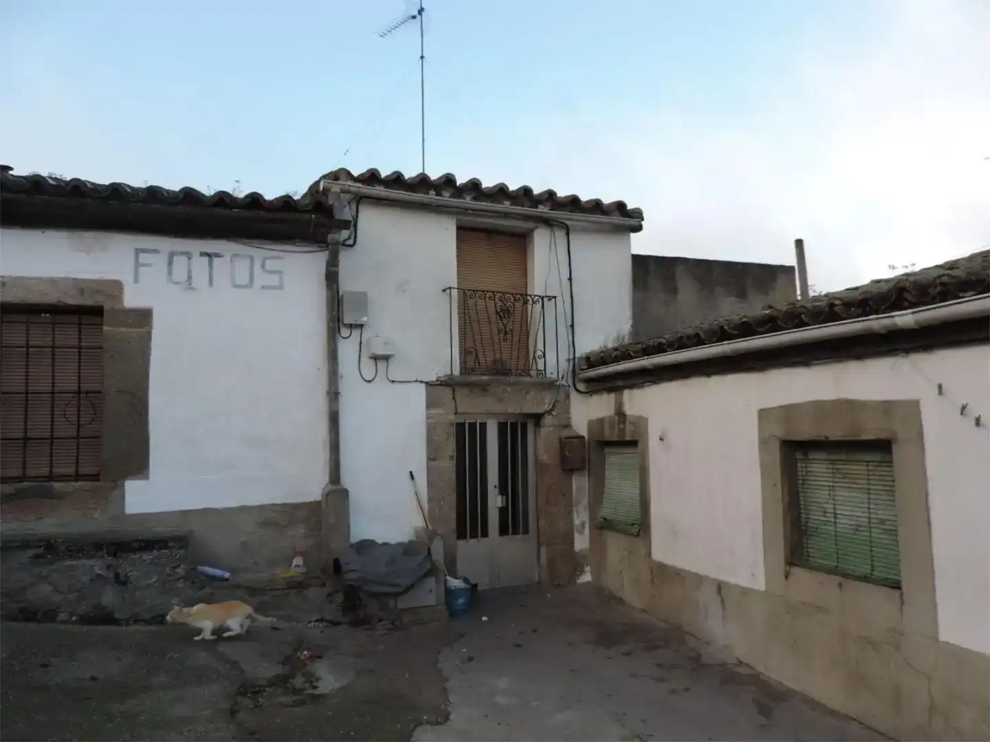 Vista exterior de Dúplex en venda en Ledesma amb Traster, Moblat i Balcó
