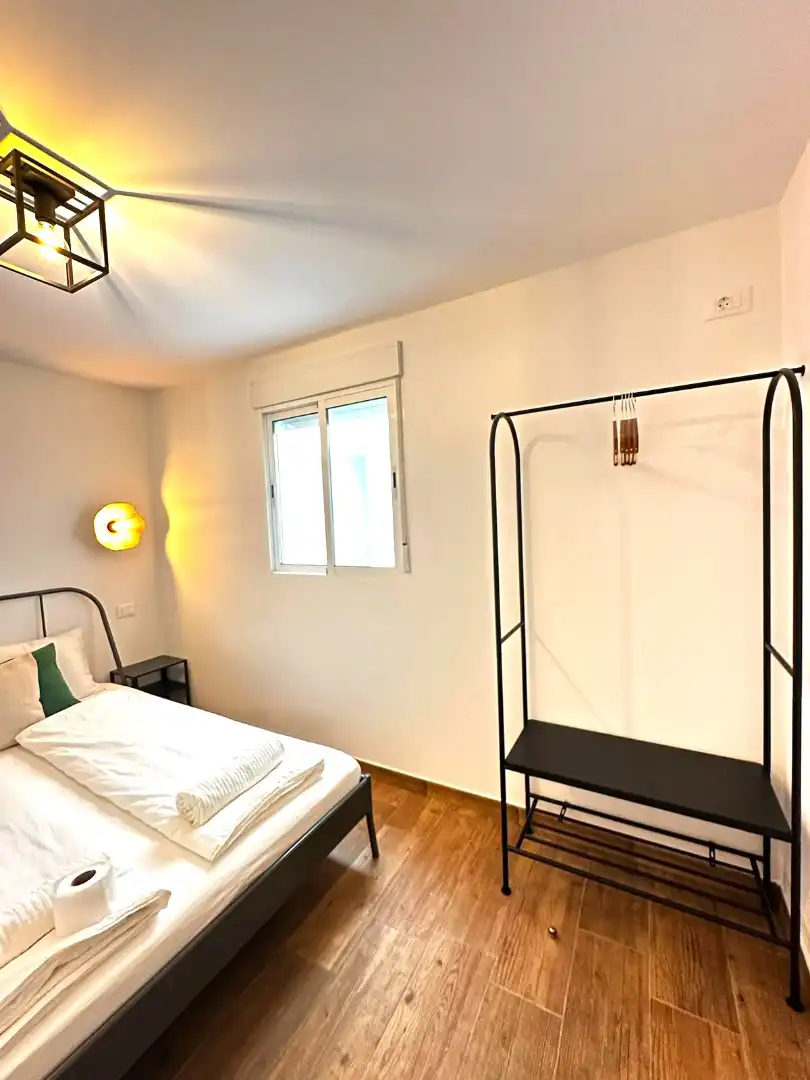 Habitación de Casa adosada en venta en Santa Lucía de Tirajana con Terraza, Amueblado y Balcón