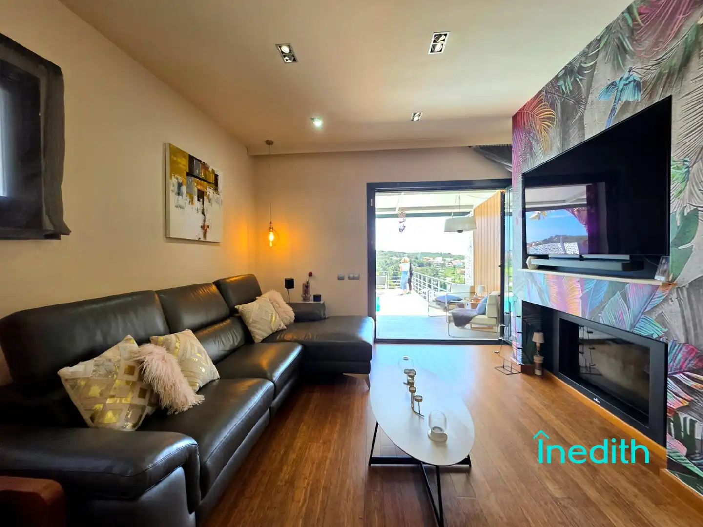 Sala de estar de Casa o chalet en venta en Cubelles con Aire acondicionado, Calefacción y Jardín privado