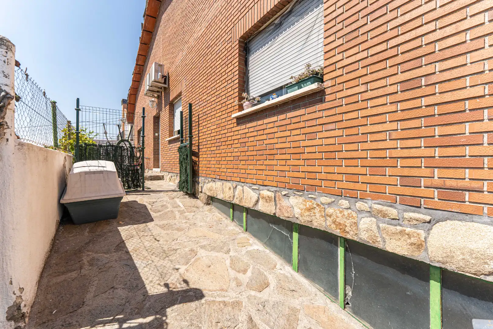 Vista exterior de Casa o xalet en venda en Collado Villalba amb Calefacció, Jardí privat i Terrassa