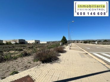 Terreny industrial en venda a Zuera