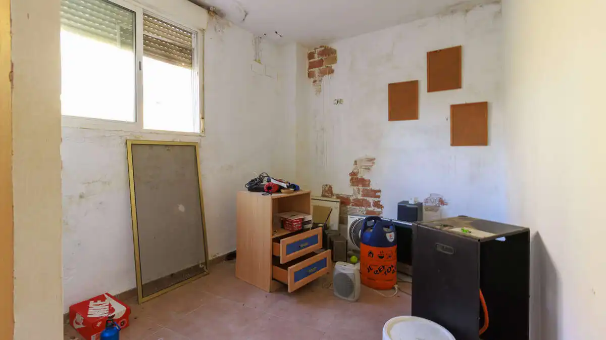 Houses for sale in Valencia  with Air Conditioner, Terrace and Storage room
