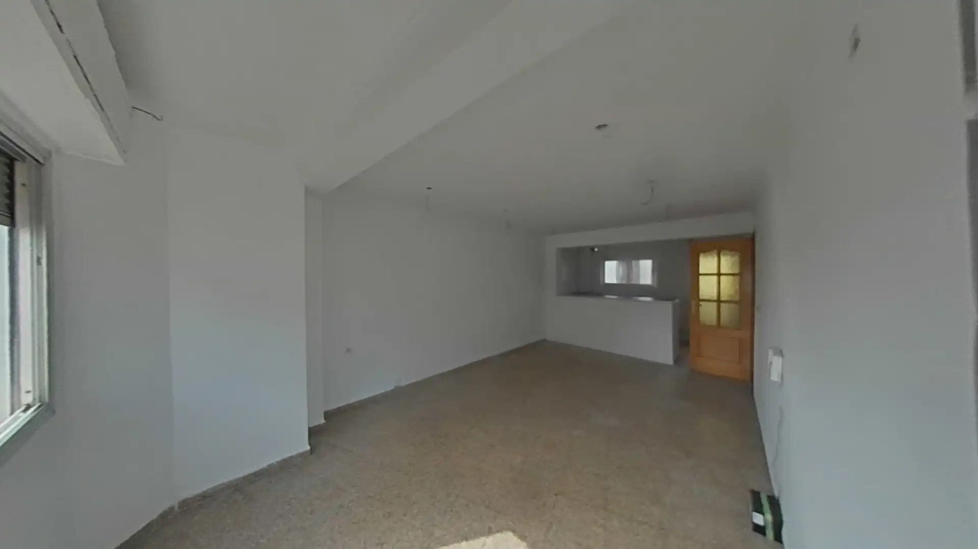 Piso en venta en Yátova con Balcón