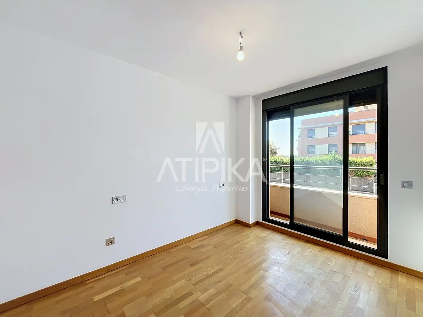 Habitación de Piso en venta en Sabadell con Aire acondicionado, Calefacción y Terraza