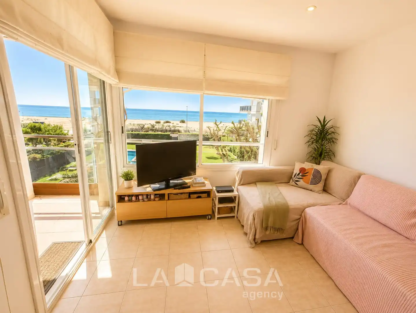 Sala d'estar de Àtic en venda en Sitges amb Terrassa, Traster i Balcó