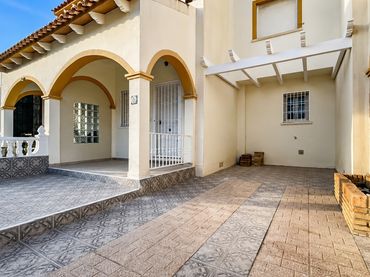 Casa a schiera con piscina in vendita a Orihuela Costa