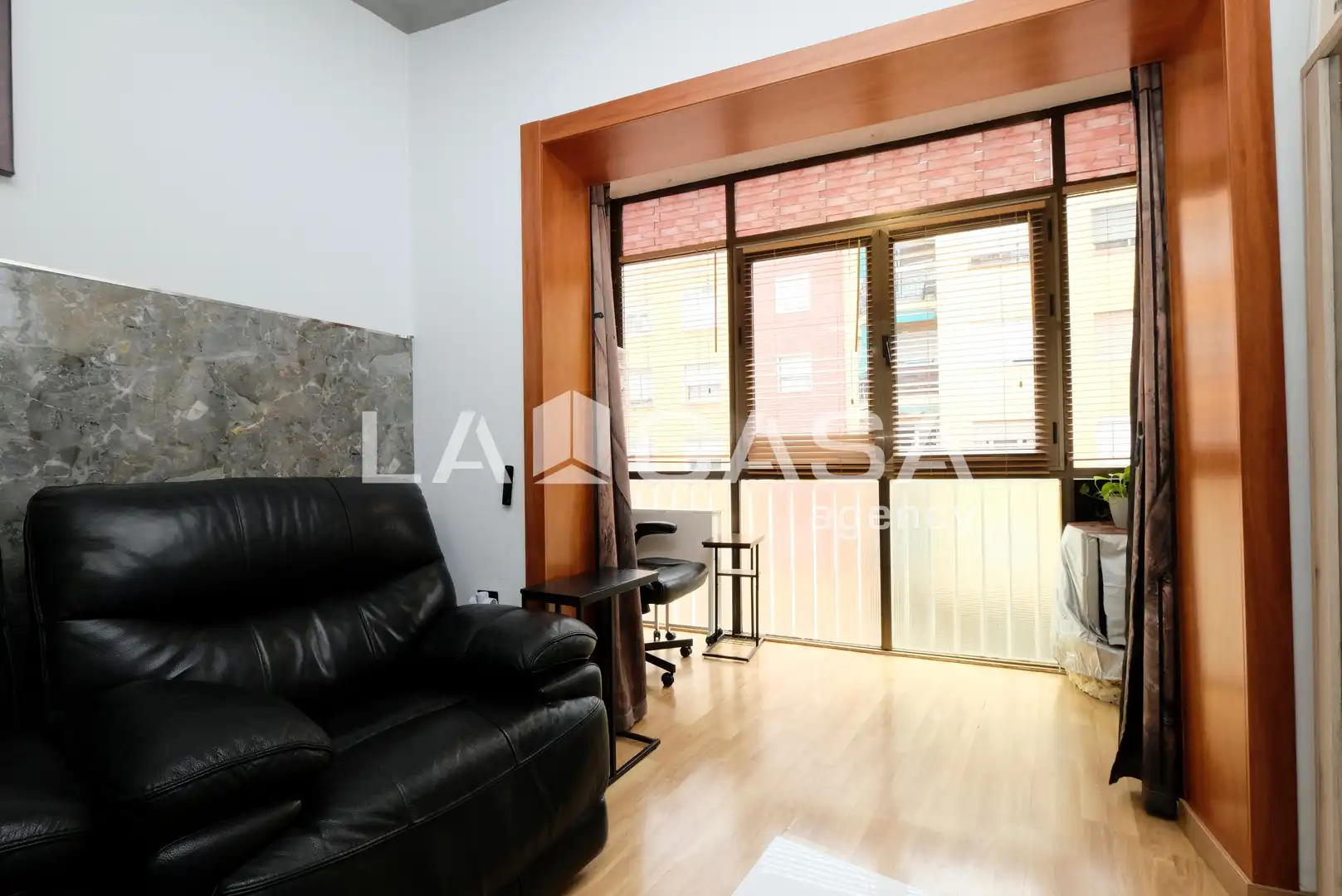 Wohnzimmer von Wohnung zum Verkauf in Barcelona mit Balkon