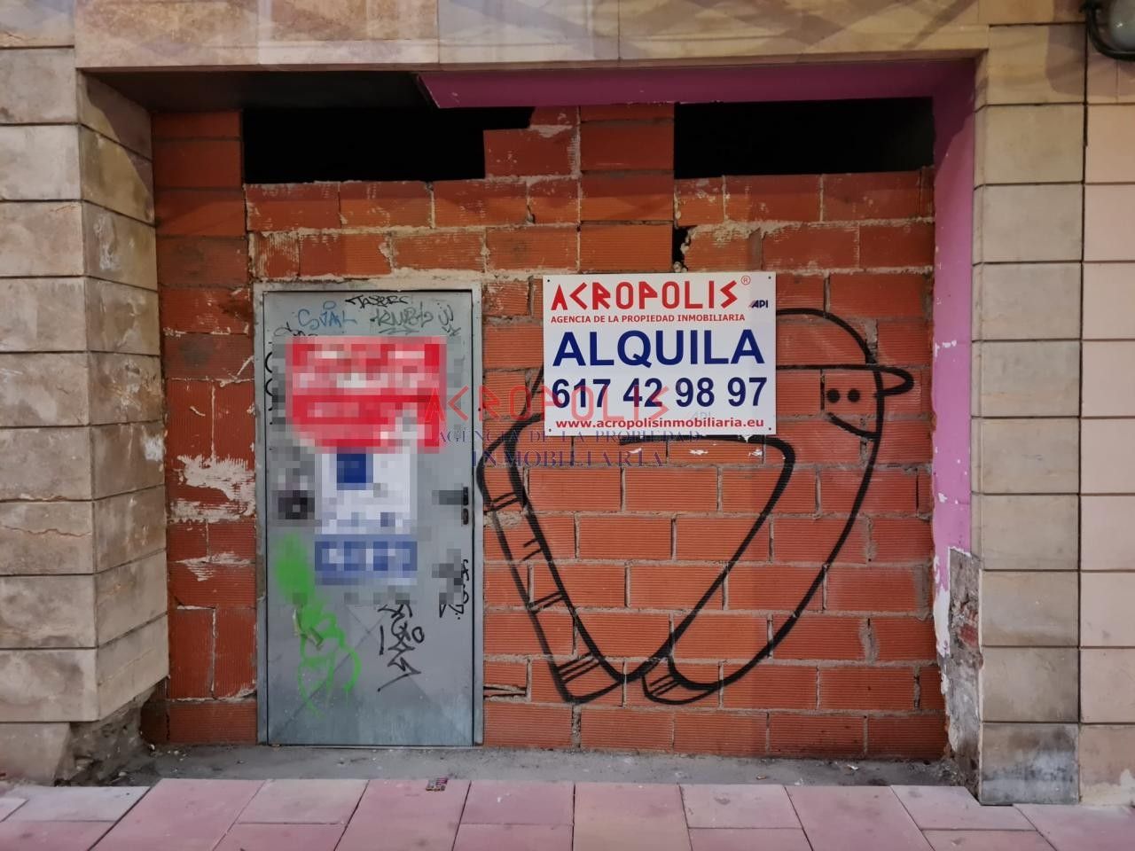 Gebaude zur Miete in León Capital 