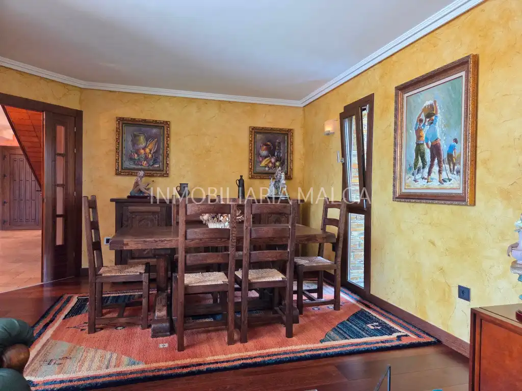 Dining room of Houses for sale in Colunga  with Heating, Private garden and Parquet flooring