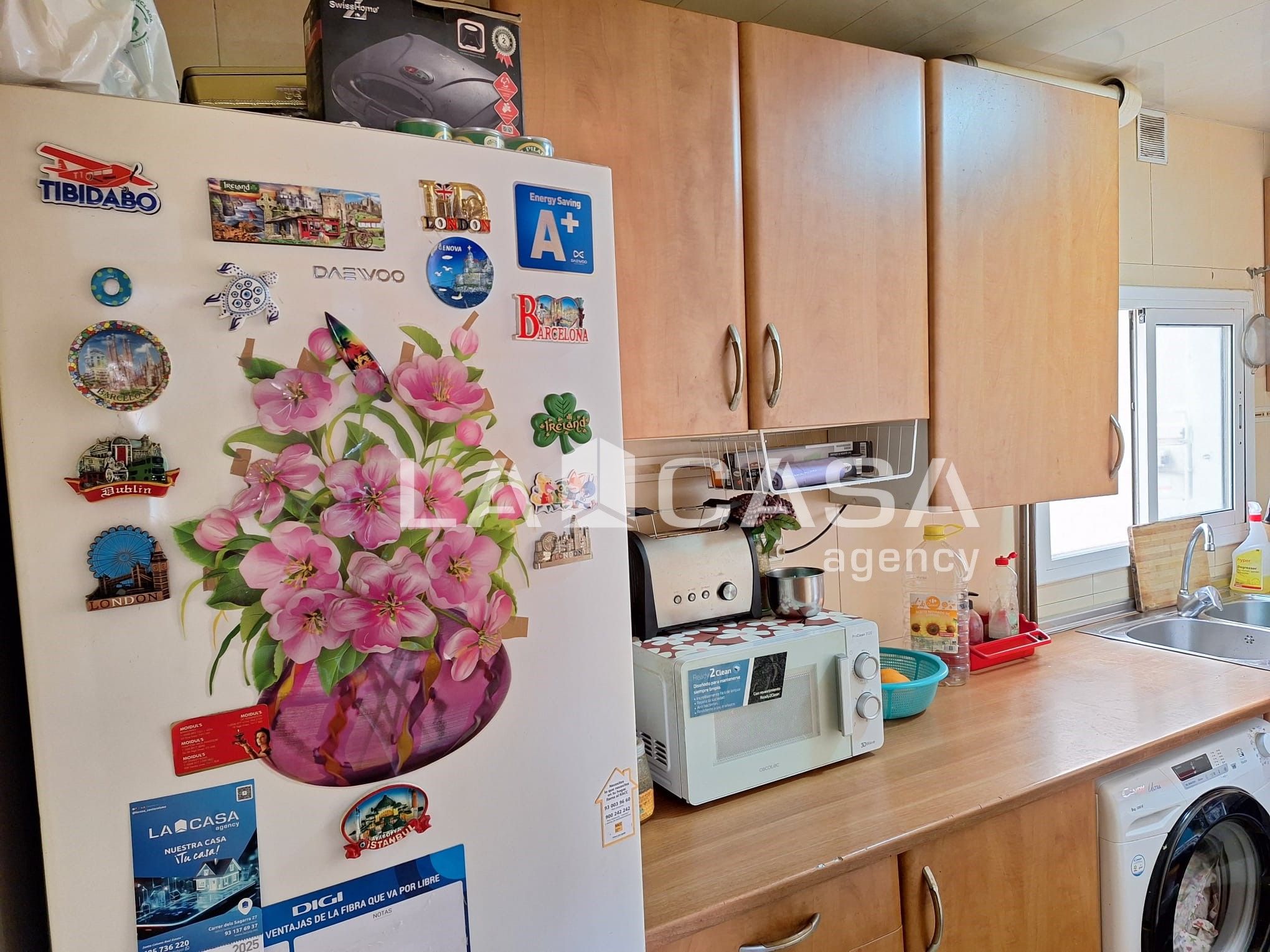 Kitchen of Flat for sale in Santa Coloma de Gramenet  with Heating