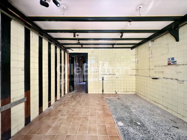 Local comercial en Alquiler en del Parlament en Sant Antoni