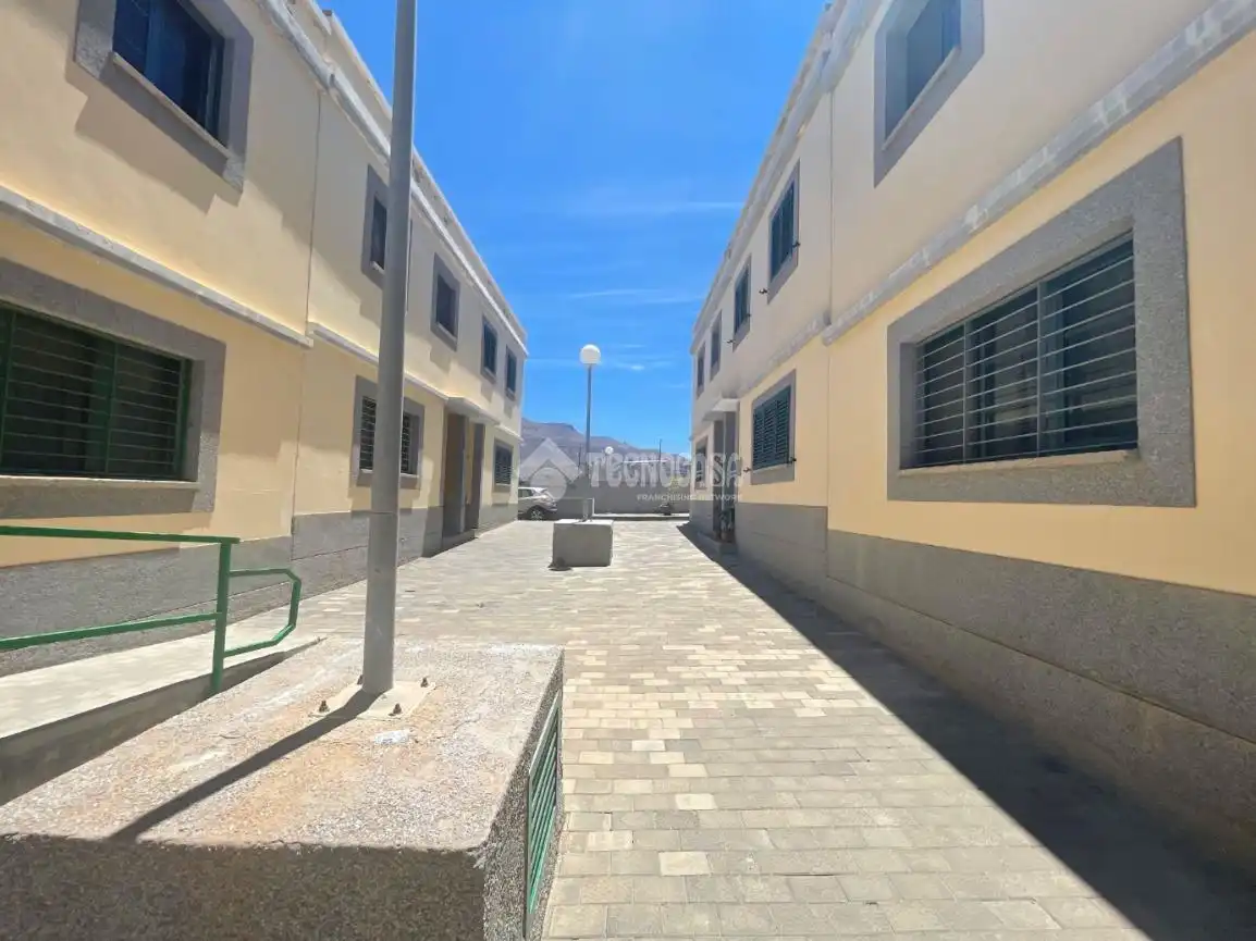 Vista exterior de Casa adosada en venta en La Aldea de San Nicolás  con Trastero