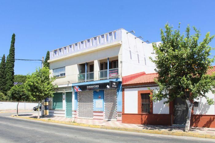 Vista exterior de Local en venda en Espartinas