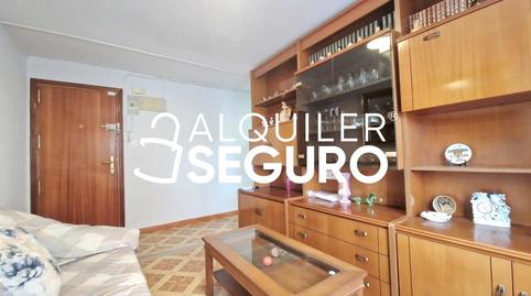 Foto 3 de Piso de alquiler en Brocado, Amposta,  Madrid Capital