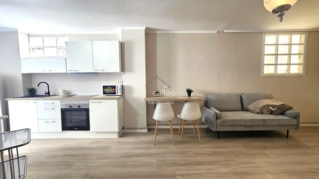 Sala de estar de Piso para compartir en Ferrol con Calefacción y Amueblado