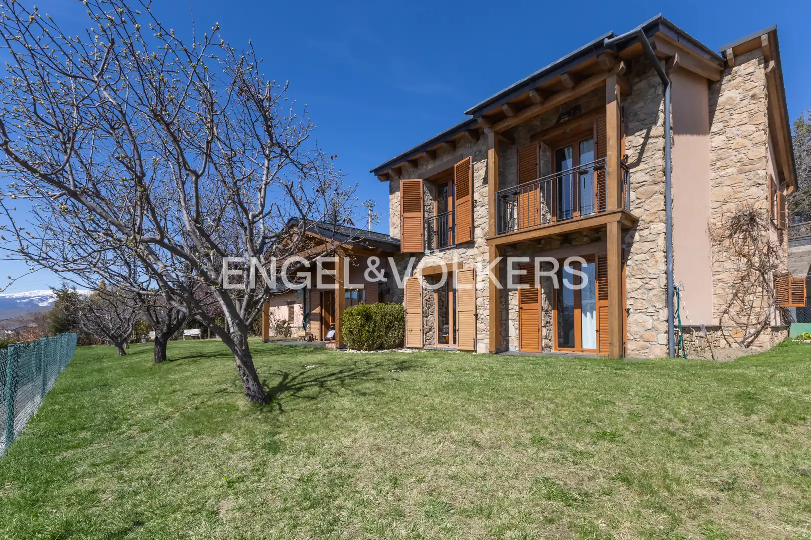 Vista exterior de Casa o chalet en venta en Estavar con Calefacción, Jardín privado y Parquet