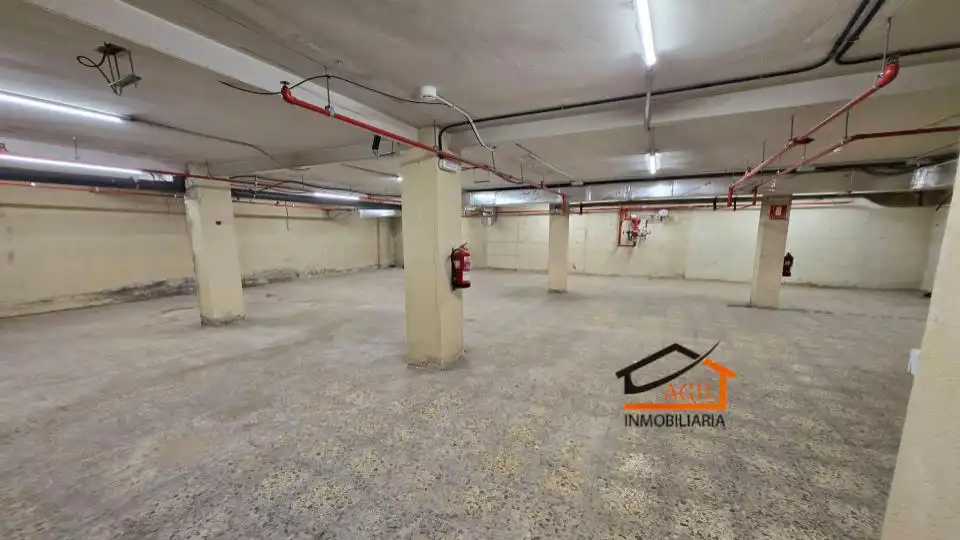 Commercial properties for rent in Leganés  with Air Conditioner, Heating and Alarm