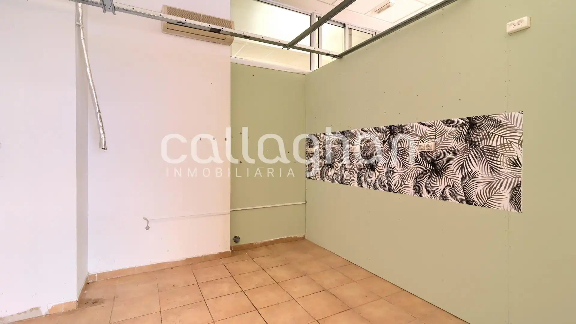 Local de alquiler en Valencia con Aire acondicionado