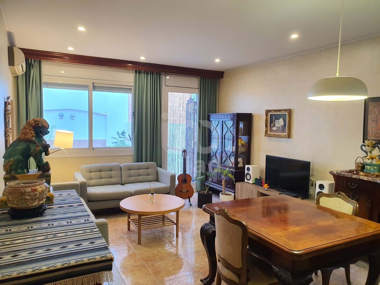 Sala d'estar de Casa o xalet en venda en  Barcelona Capital amb Terrassa