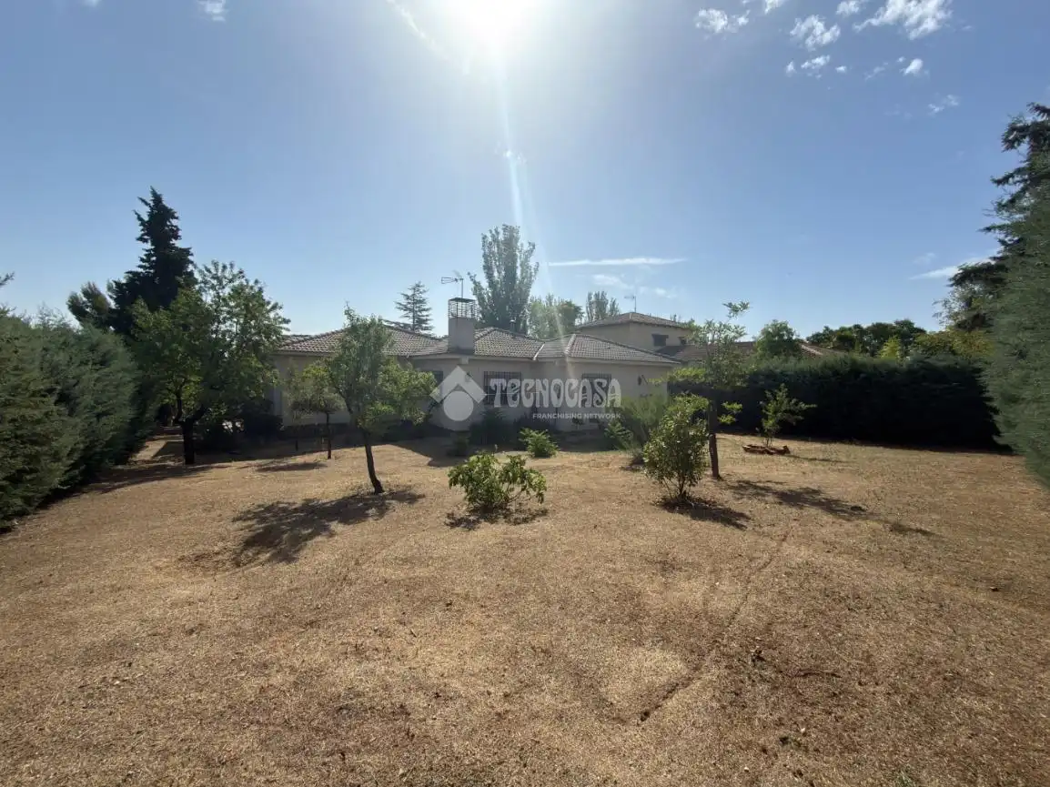 Casa o xalet en venda en Nambroca amb Calefacció