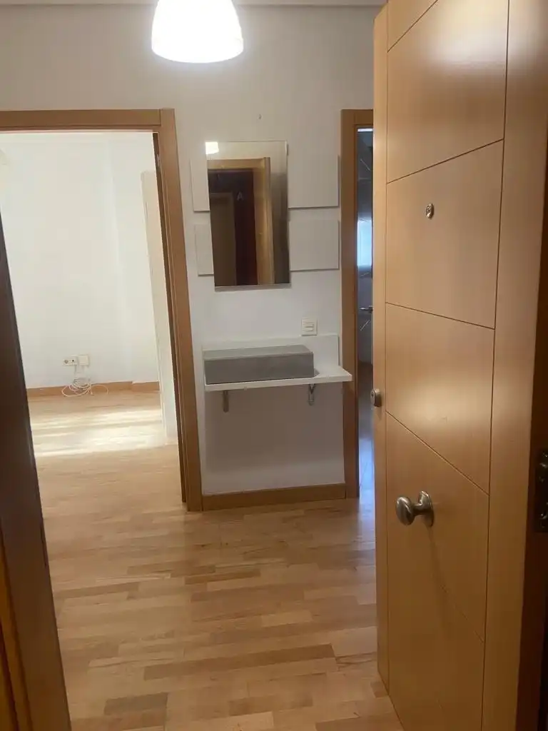 Habitación de Apartamento en venta en Valladolid con Jardín privado y Piscina comunitaria