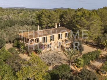 House with pool for sale in Manacor Centre