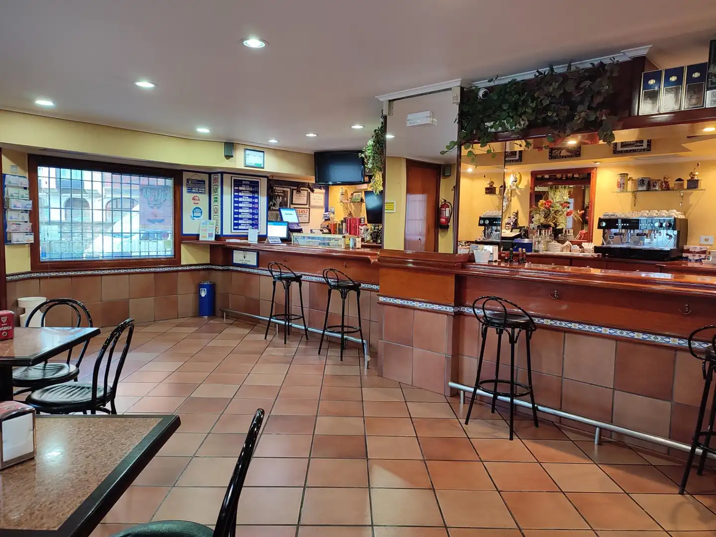 Local comercial en venda a Calle Doctor Andres Aya Goñi, imagen 3