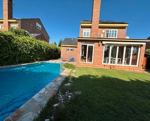 Piscina de Casa o xalet en venda en Torrelodones amb Aire condicionat, Calefacció i Jardí privat