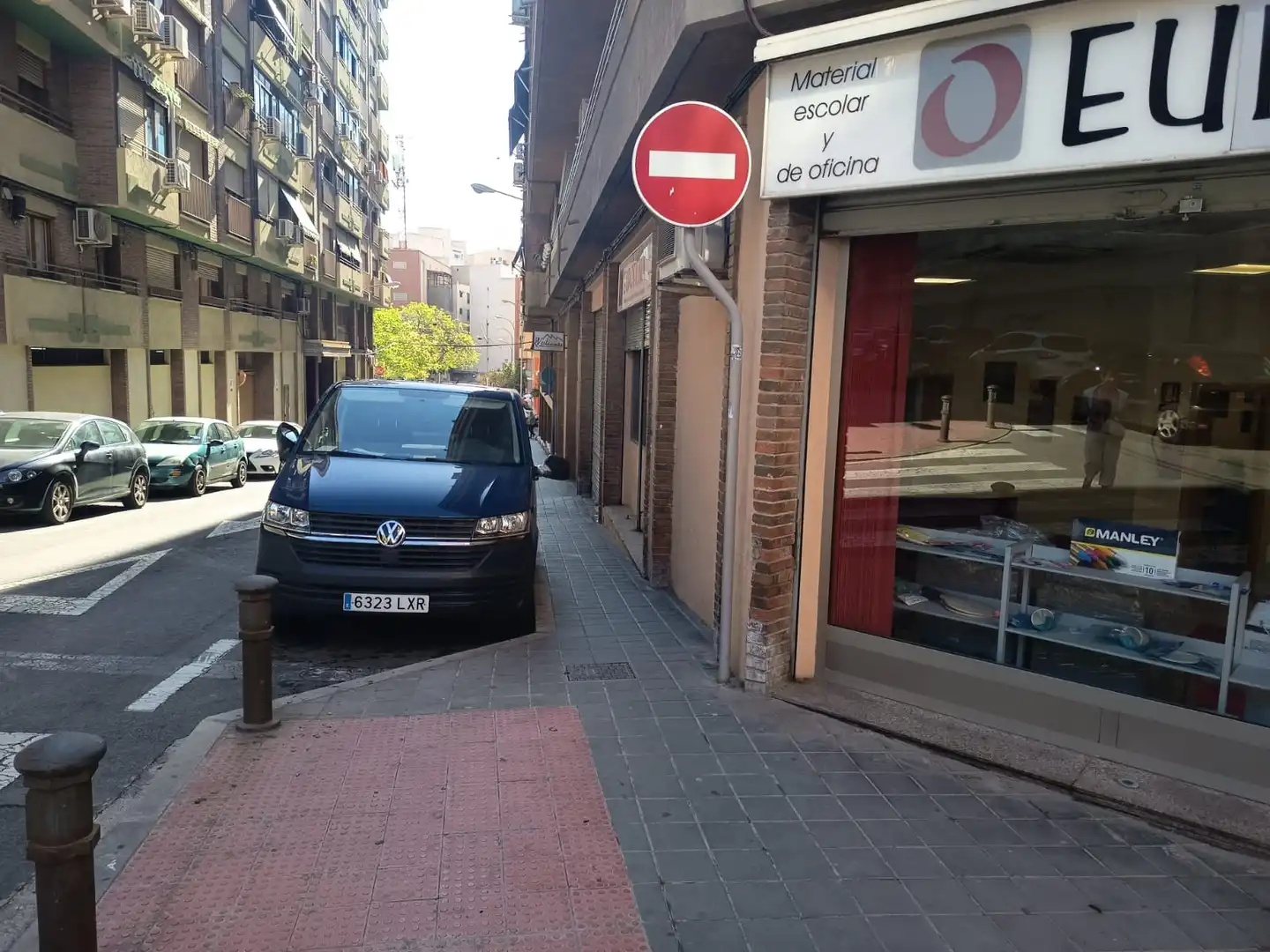 Parking de Local en venta en Alicante / Alacant con Aire acondicionado, Internet y Alarma