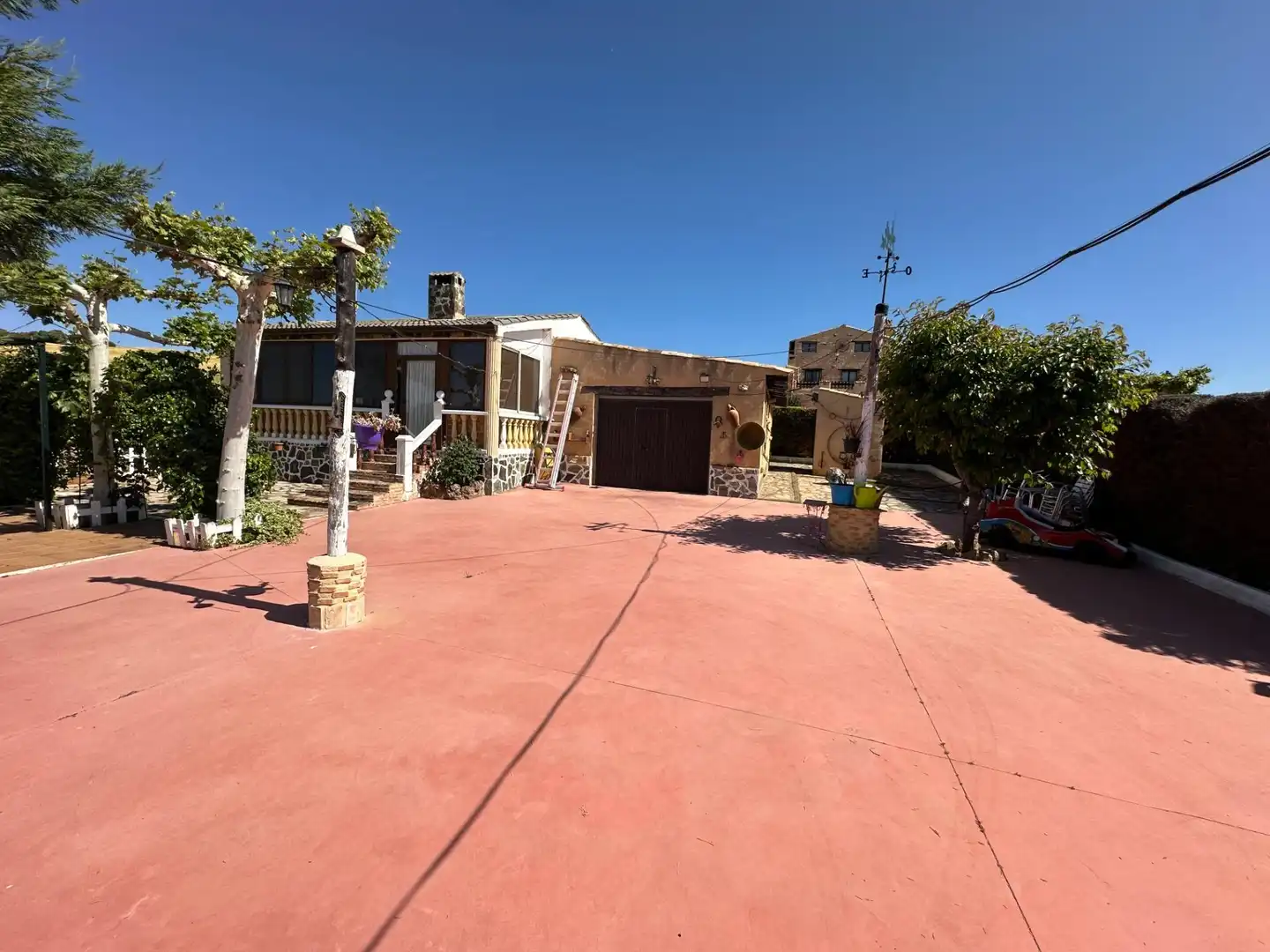Exterior view of Houses for sale in Villar de Olalla  with Air Conditioner, Heating and Private garden
