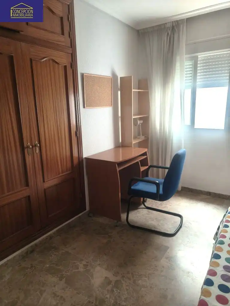 Bedroom of Flat for rent in Córdoba  with Air Conditioner, Heating and Furnished