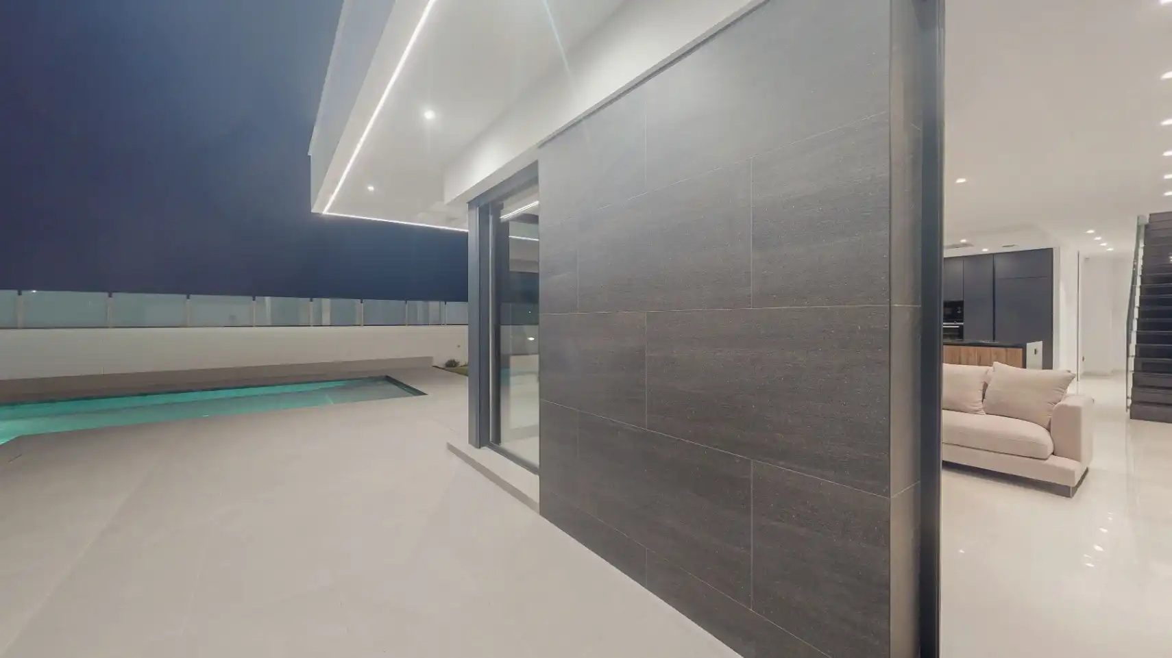 Chalet con terraza en venta en Golf Bahía, imagen 16