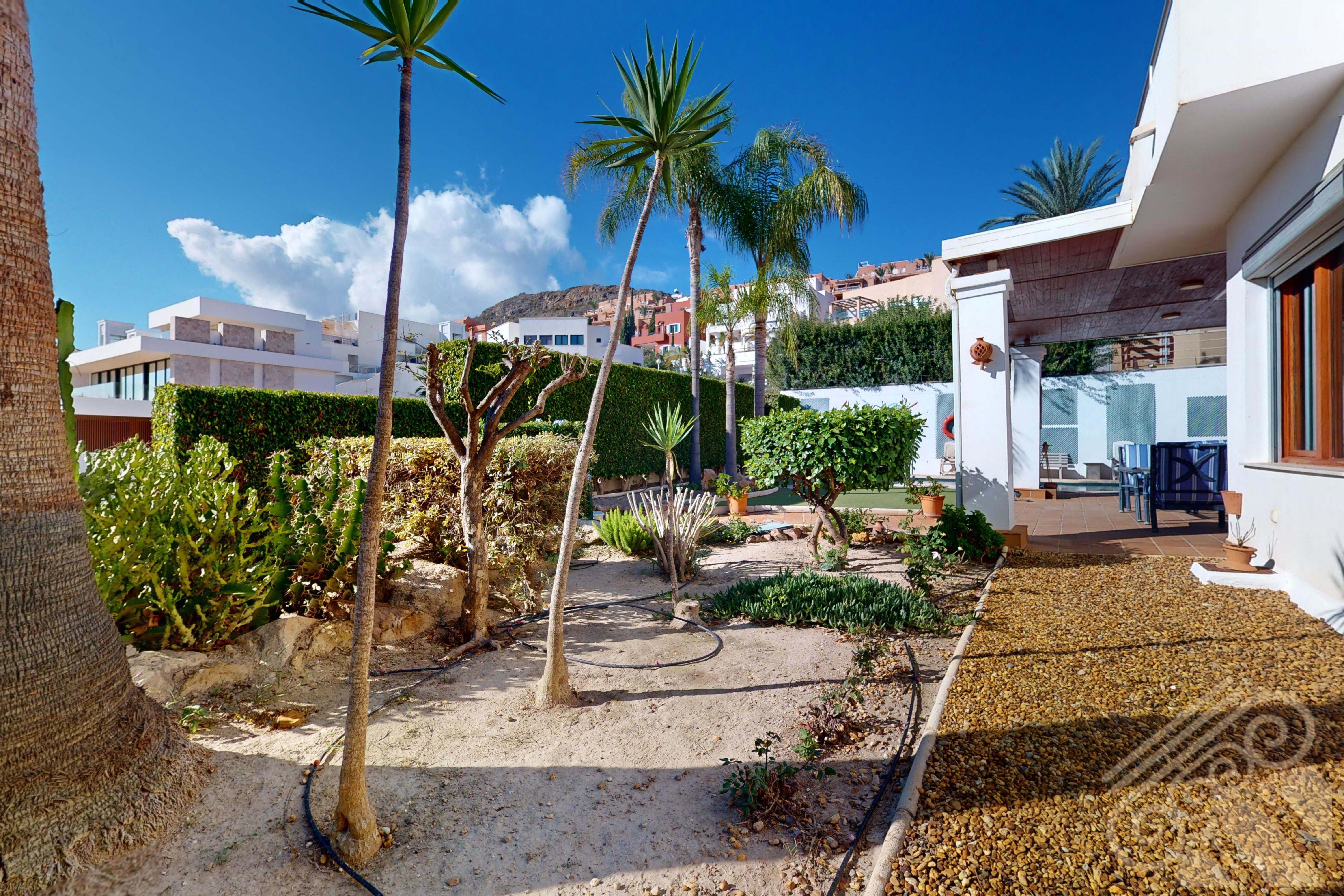 Garden of House or chalet for sale in Mojácar  with Air Conditioner, Private garden and Parquet flooring