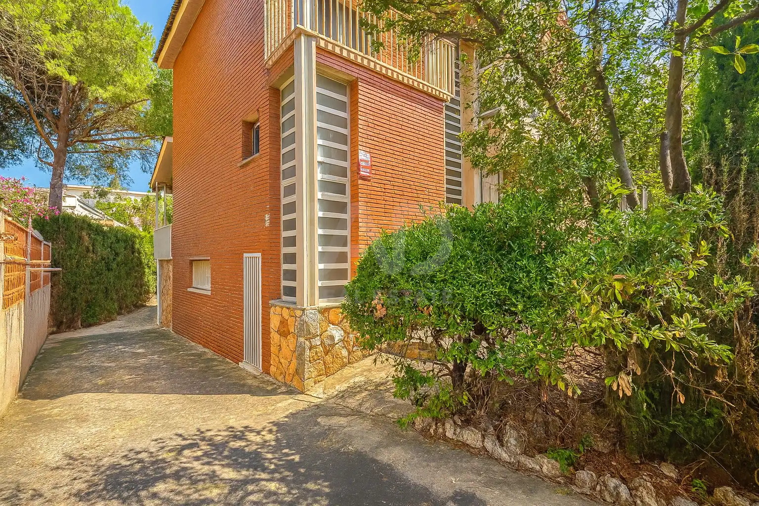 Exterior view of Houses for sale in El Vendrell  with Terrace