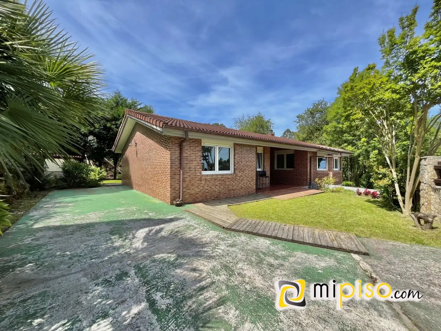Vista exterior de Casa o chalet en venta en Limpias con Jardín privado