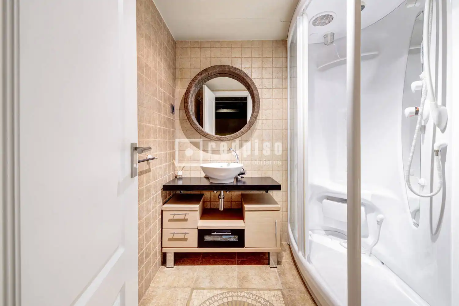 Bathroom of Houses for sale in Pozuelo de Alarcón  with Air Conditioner, Heating and Private garden