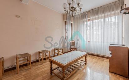 Living room of Flat for sale in Oviedo   with Terrace