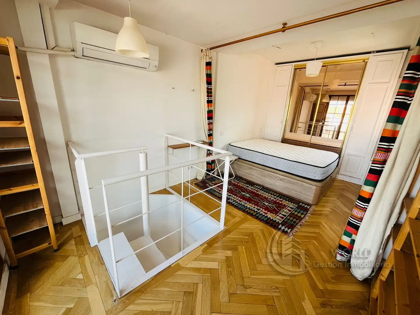 Bedroom of Attic for rent in Madrid  with Air Conditioner, Heating and Terrace